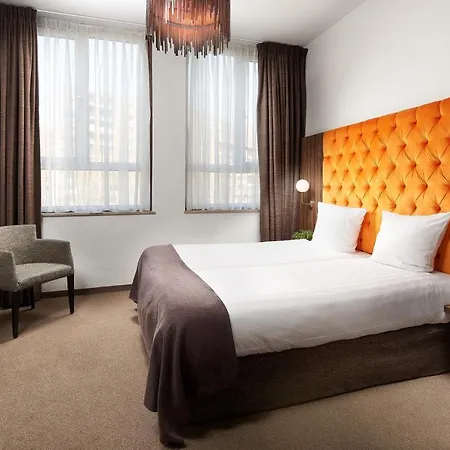 Otel La Reine Eindhoven