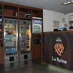 호텔 La Reine 3*